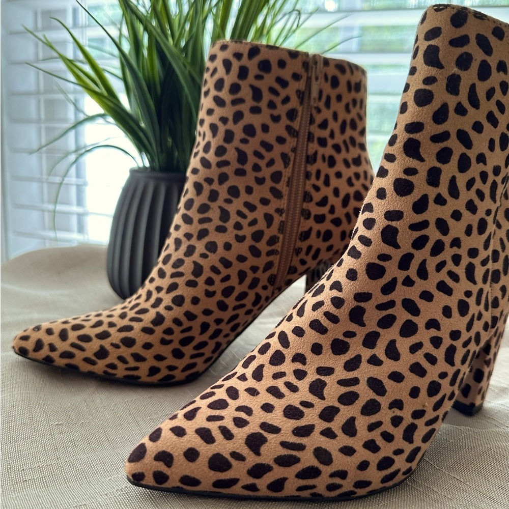 ⭐️GORGEOUS Booties